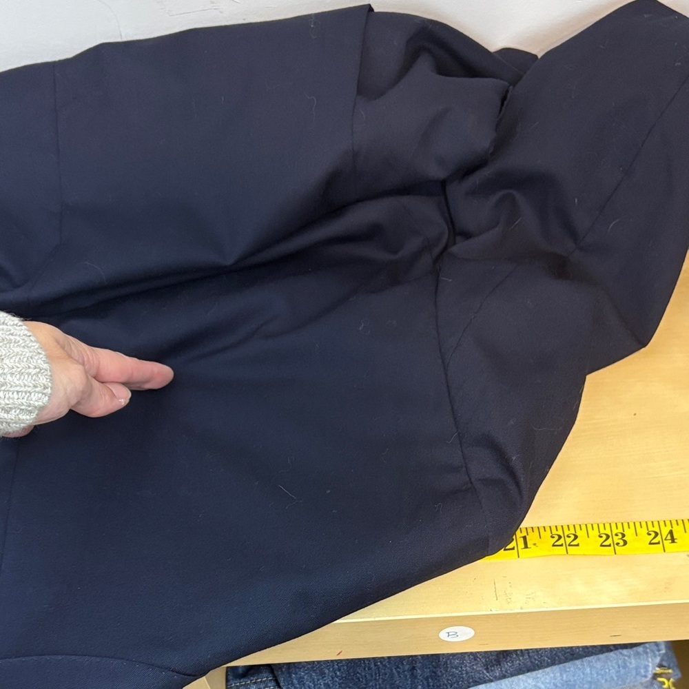 Lauren Ralph Lauren Slim Fit Wool Blazer | Timeless Modern Classic - Picture 8 of 11
